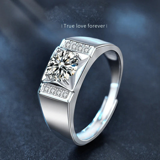 Luxury 925 Sterling Silver 1ct D Color VVS1 Round Moissanite Men Ring Plated White Gold Engagement Adjustable Rings Jewelry Gift