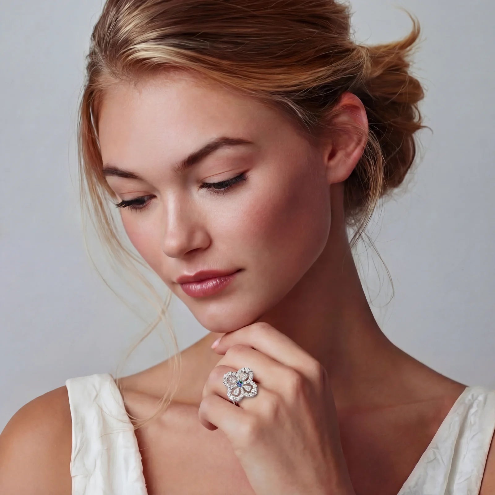 0.3 CT Pear Cut Flower Moissanite Ring