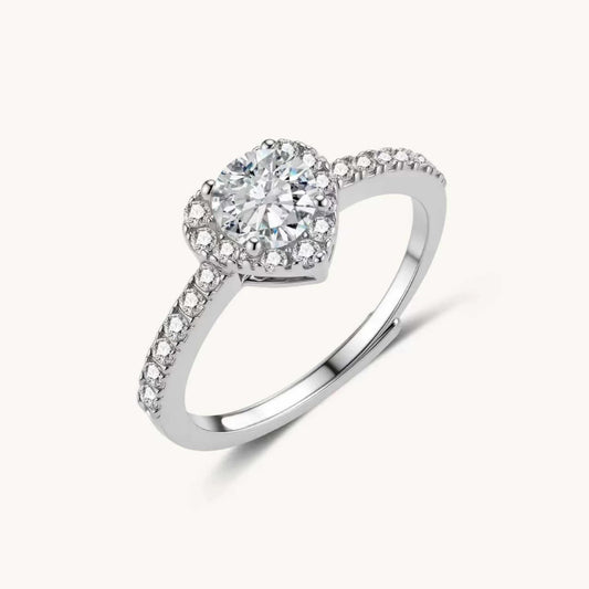 0.5 CT Round Heart Halo Moissanite Ring
