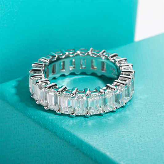 AnuJewel 3*5mm 8.1cttw Emerald Moissanite Eternity Ring