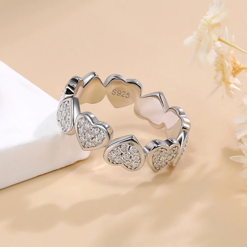 Pretty Beauty Moissanite Heart Eternity Ring S925 Silver Sparkling Diamond Wedding Band for Women Anniversary Fine Jewelry Gift