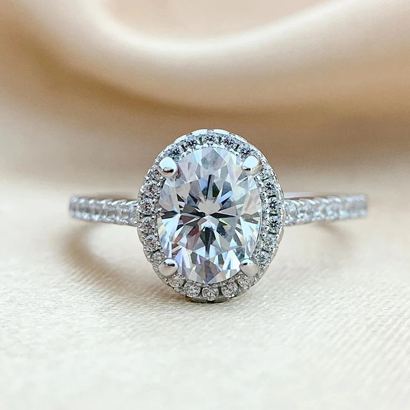 1–4 CT Oval Cut Moissanite Ring