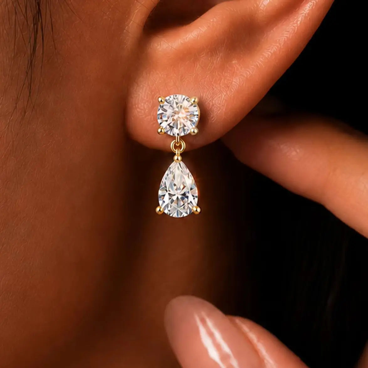 Simple 925 Sterling Silver Pear-Shaped Moissanite Stud Earrings (1.5 Carats X 2), Perfect for Everyday Wear.