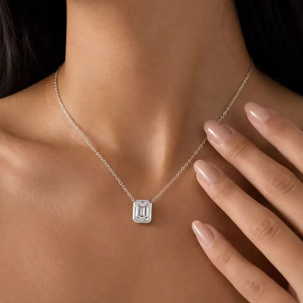 A Minimalist, Stylish, and Elegant 925 Silver Necklace for Women, Featuring A 1-Carat Rectangular Bezel-Set Moissanite.