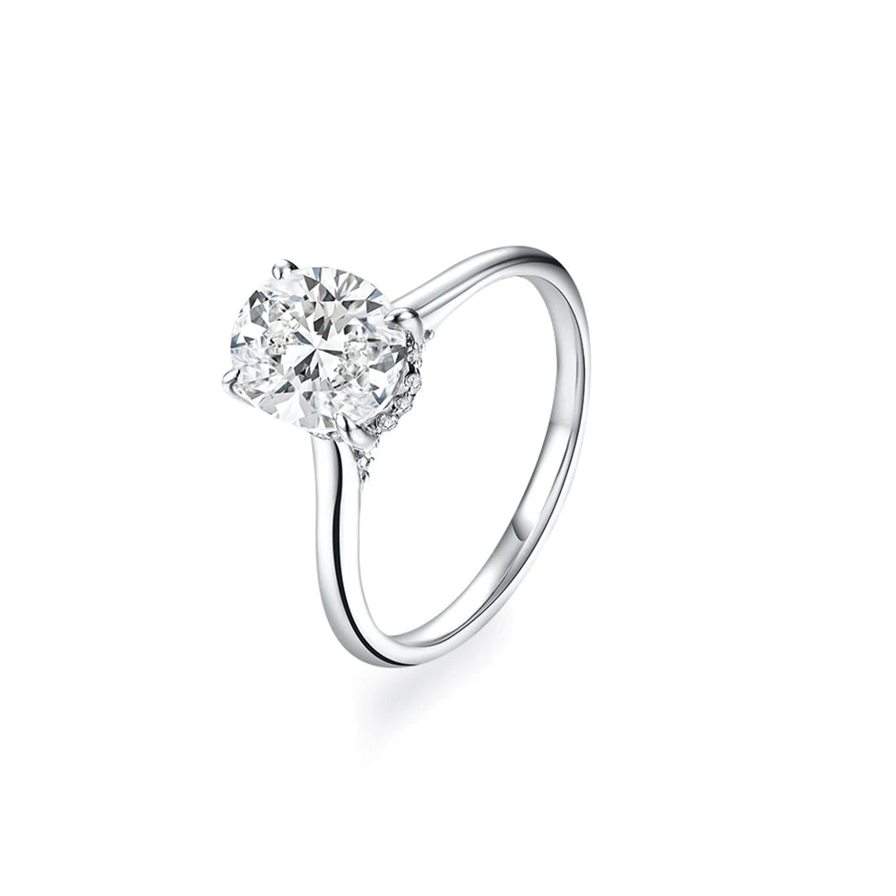 2 CT Oval Cut Solitaire Moissanite Ring
