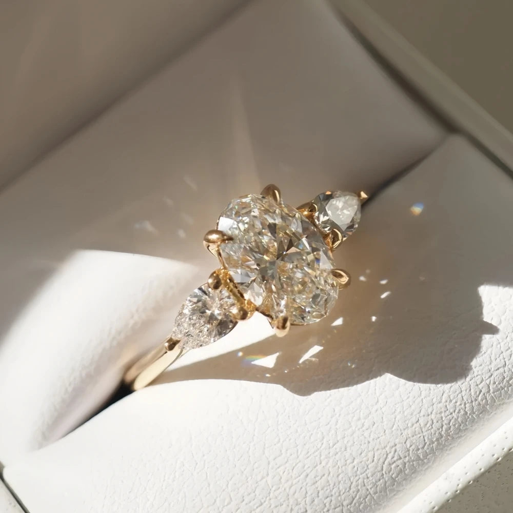1-8 Ct Oval Cut Moissanite Engagement Ring Oval Three-stone Diamond Wedding Ring for Women 925 Sterling Silver with Certificate