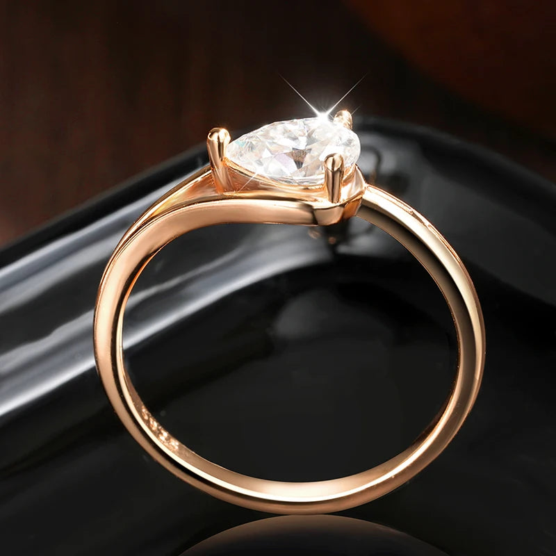 KNOBSPIN Pear Moissanite Rings for Women 1ct D Color VVS1 Diamond GRA Certified Solid 925 Silver Plated 18k Gold Engagement Ring