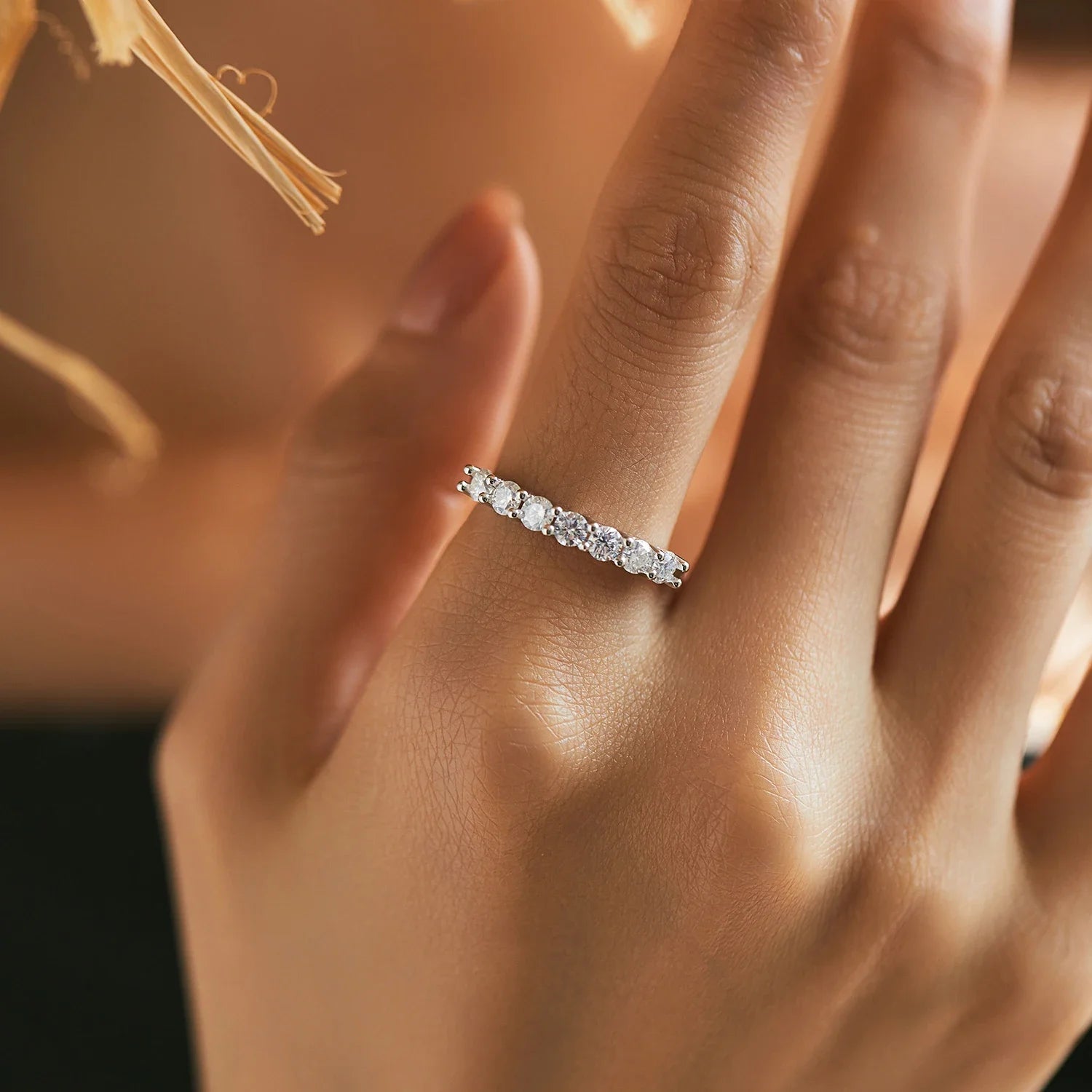 0.05–0.1 CT Crown Moissanite Stackable Wedding Band