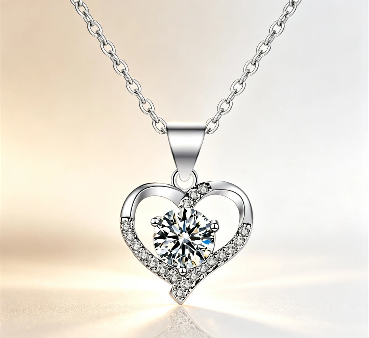 PT950 Heart-Shaped Pendant Necklace for Women, Moissanite Pendant Wholesale
