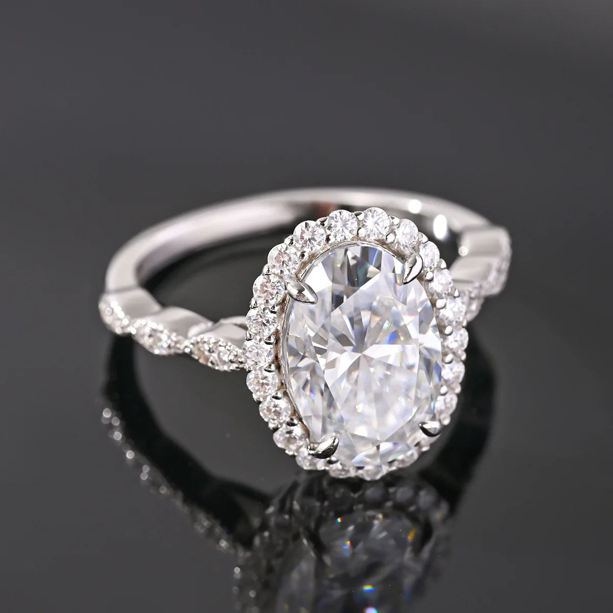 S925 Silver Full Inlaid Moissanite Oval Ring Main Stone Ring Light Luxury Elegant High-end Style