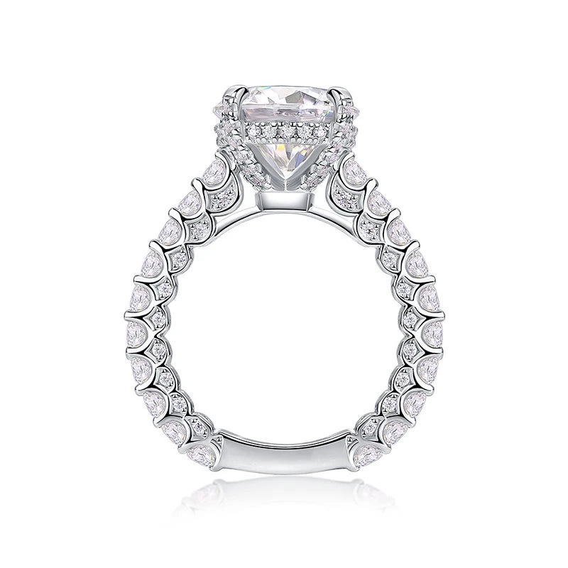 5 CT Round Solitaire Moissanite Ring