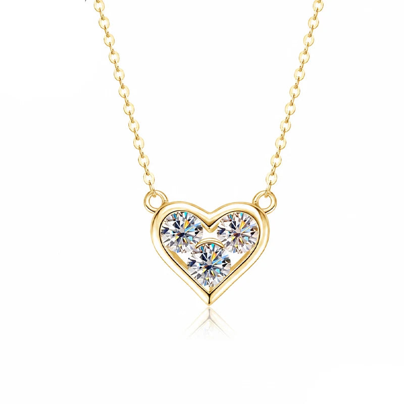 A 0.9-Carat Heart-Shaped Moissanite Pendant for Women, Set in 925 Silver—Sweet and Romantic, Perfect for Everyday Wear or Dates.