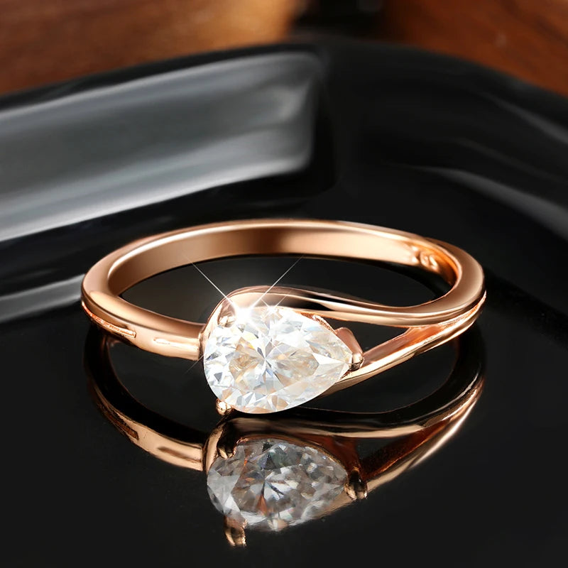 KNOBSPIN Pear Moissanite Rings for Women 1ct D Color VVS1 Diamond GRA Certified Solid 925 Silver Plated 18k Gold Engagement Ring