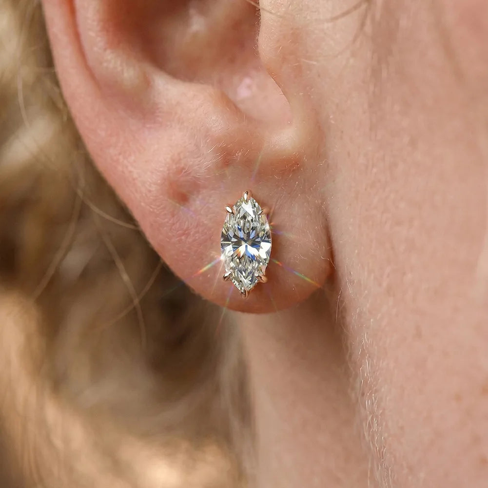 S925 Sterling Silver Round Cut Moissanite Stud Earrings for Women GRA Certified D Color VVS1 Sparkling Elegant Daily Wear