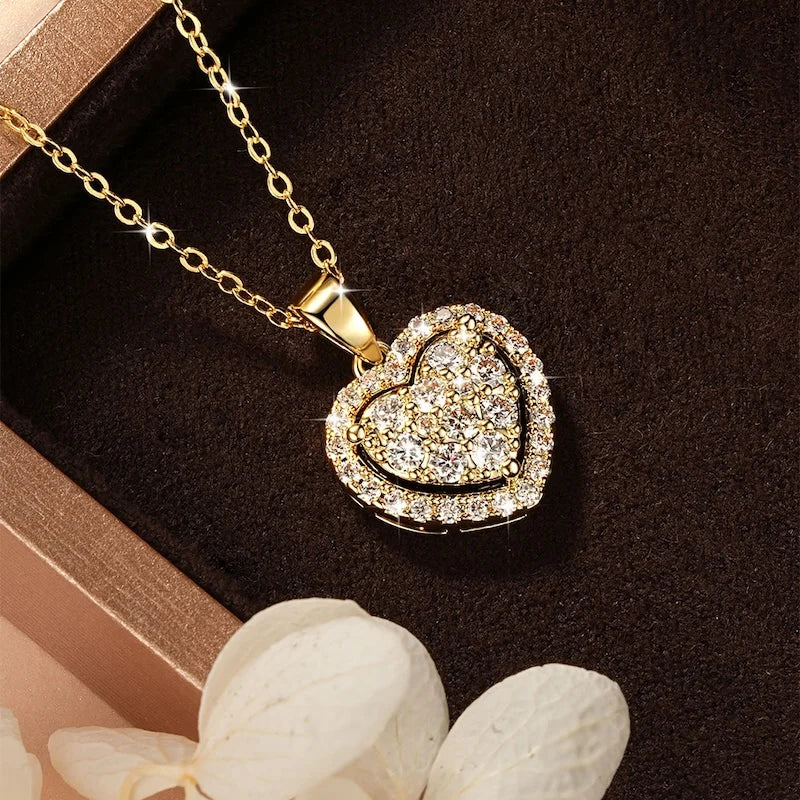 Rrjzz Full Moissanite Heart Shaped Pendant Necklace for Women D-Color Halo Round Imitation Diamond Elegant Necklace Jewelry Gift