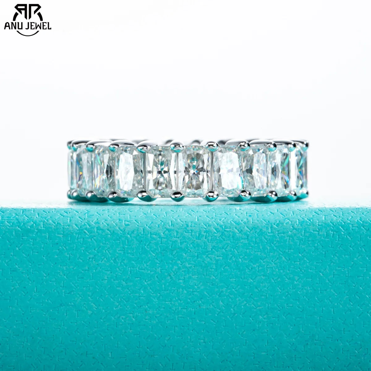 AnuJewel 3*5mm 8.1cttw Emerald Moissanite Eternity Ring