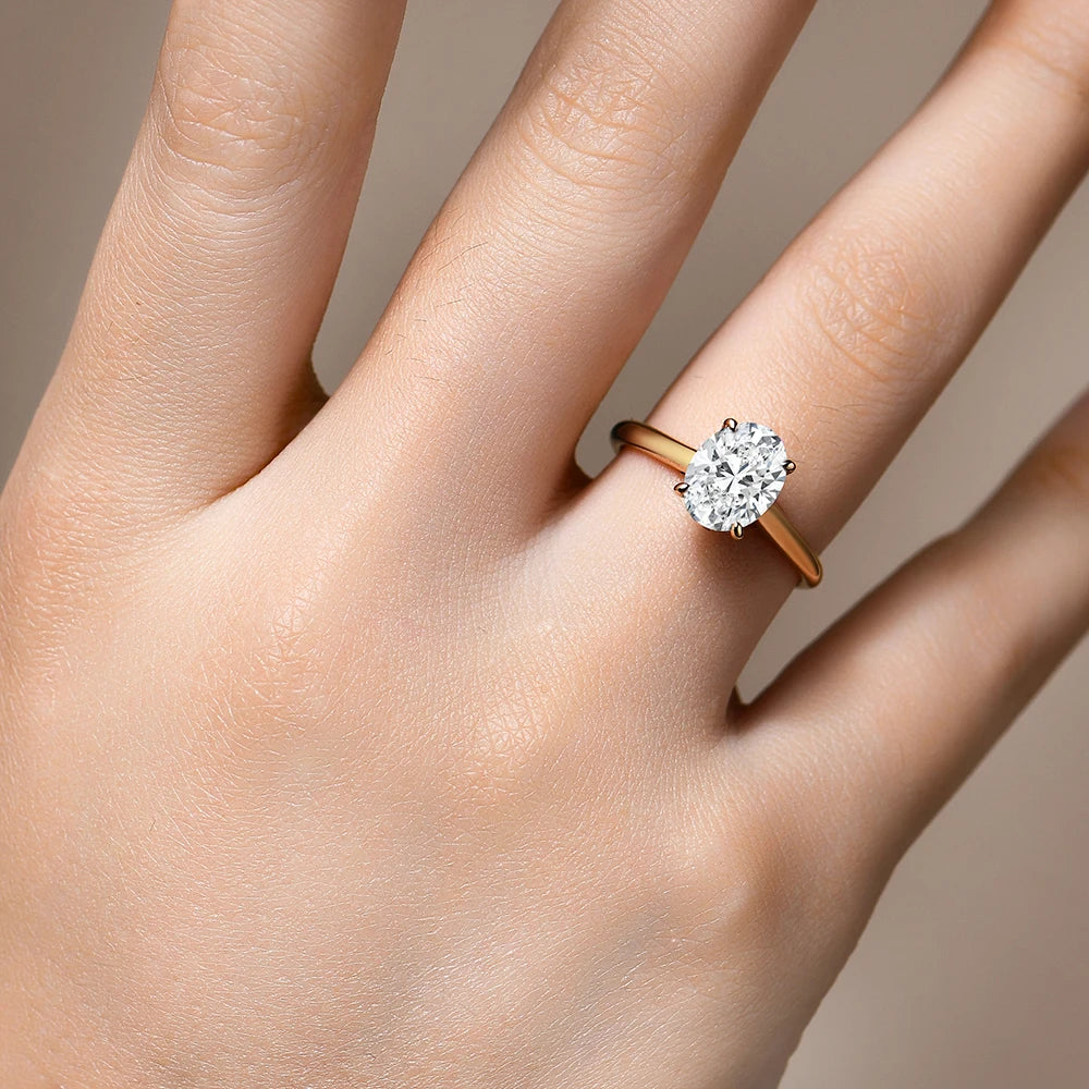 2 CT Oval Cut Solitaire Moissanite Ring
