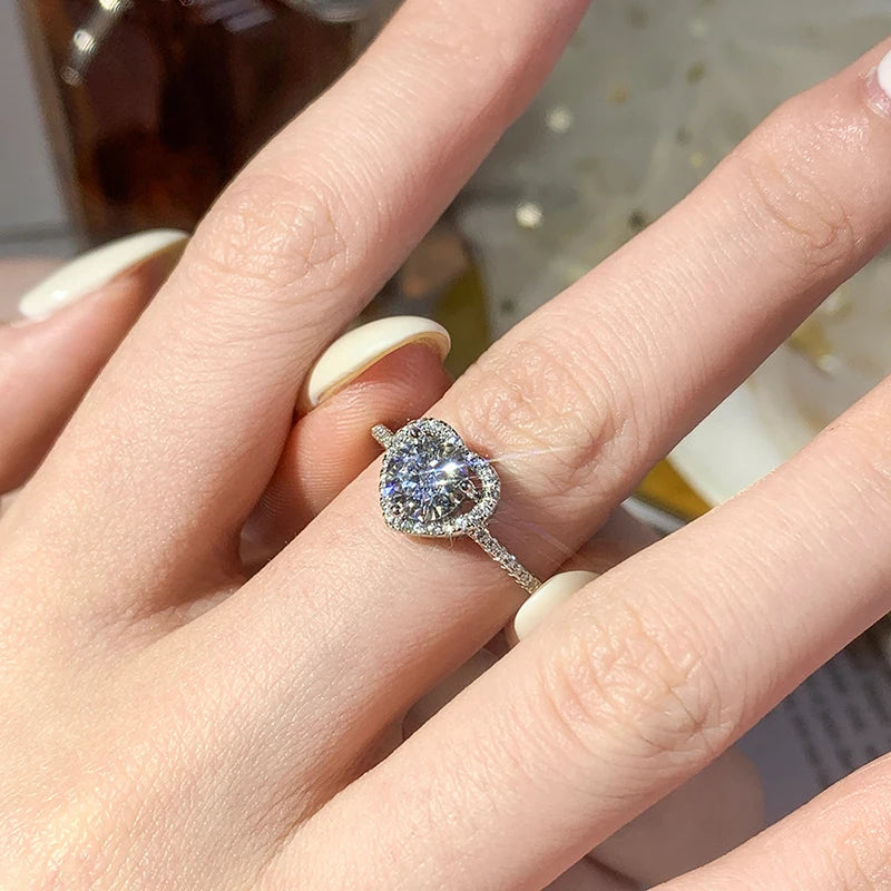 0.5–2 CT Signature Moissanite Ring
