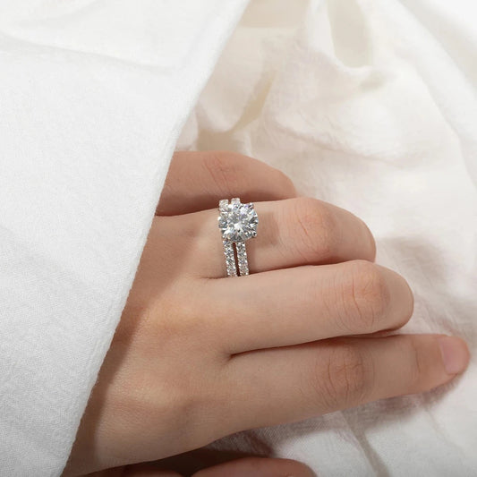 0.6–3.5 CT Moissanite Row Ring Set